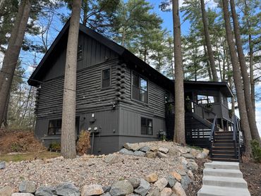 This Brainerd, MN log home has gone under a full top to bottom Remodel