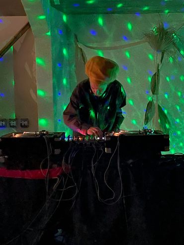 DJ JahMek in the Reggae Dancehall