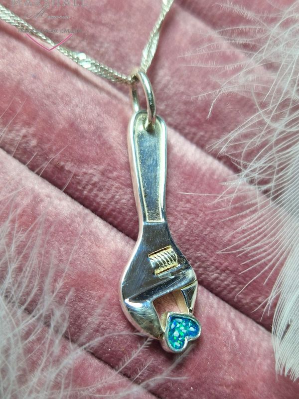 Ashes necklace,  custom made. Sterling silver.  
Dad,necklace, keepsake,memorial jewellery, bespoke