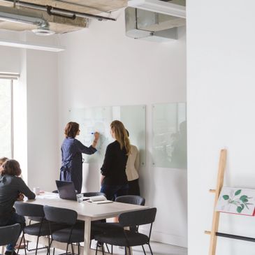 CB Hub Office Rentals Toronto, find co-working spaces and team dedicated offices.