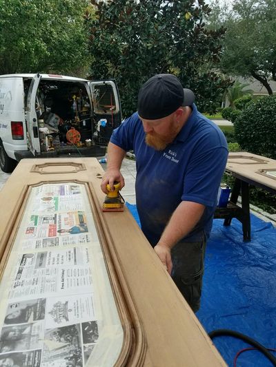Sanding Door