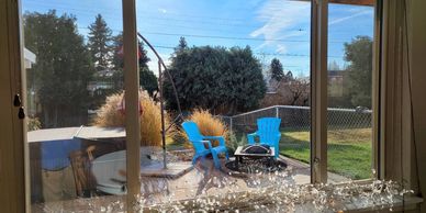 Interior window cleaning inside window washing