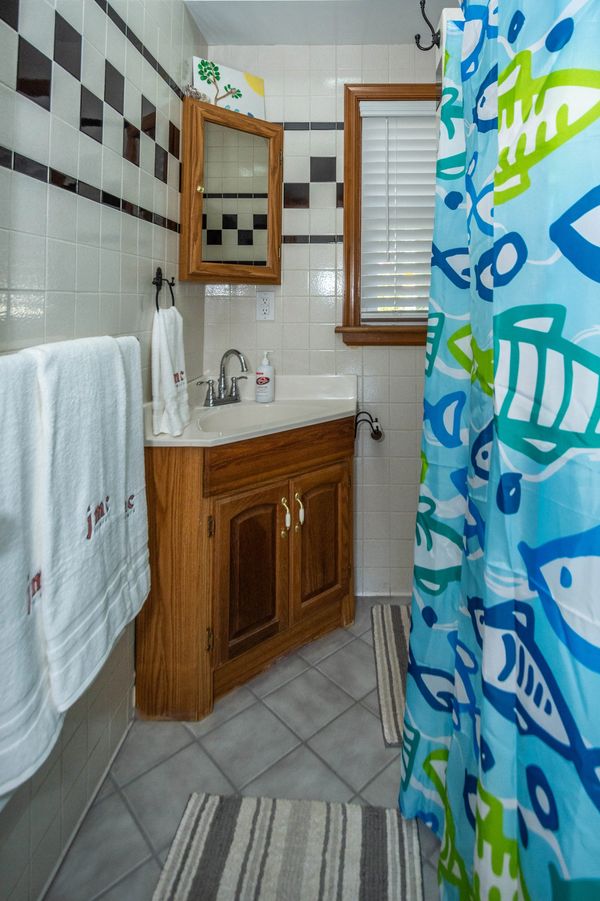 Downstairs Bathroom.