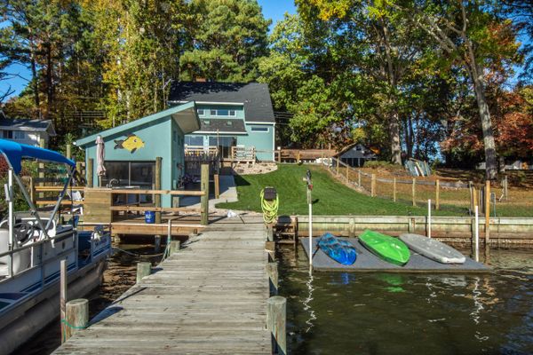 Paddle boards and kayak for guests.