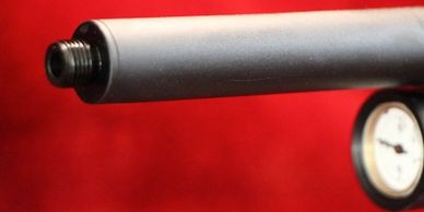 1:2 x20 thread on end of shroud Kozak closeup