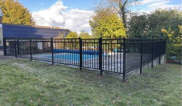 A install of Aluminium Railing 2000 series in Satin Black