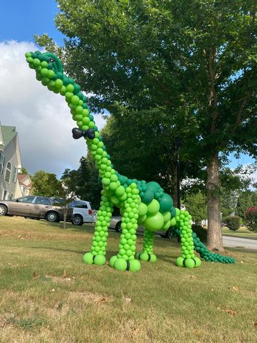 balloons, dinosaur, custom balloon structure, happy birthday,