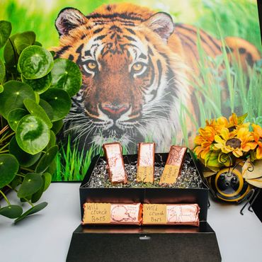 5 bars of chocolate representing 5 different endangered species & animal cookies