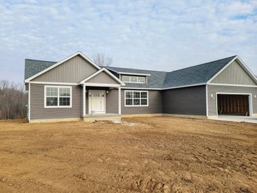 Front Photo of the Branson house plan
