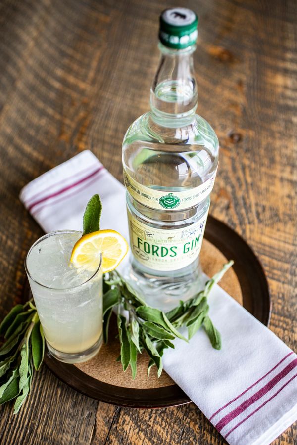 commercial cocktail photography for bars and restaurants