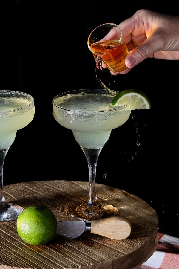 San Antonio cocktail photographer with  great expression of movement in photography of cocktails.