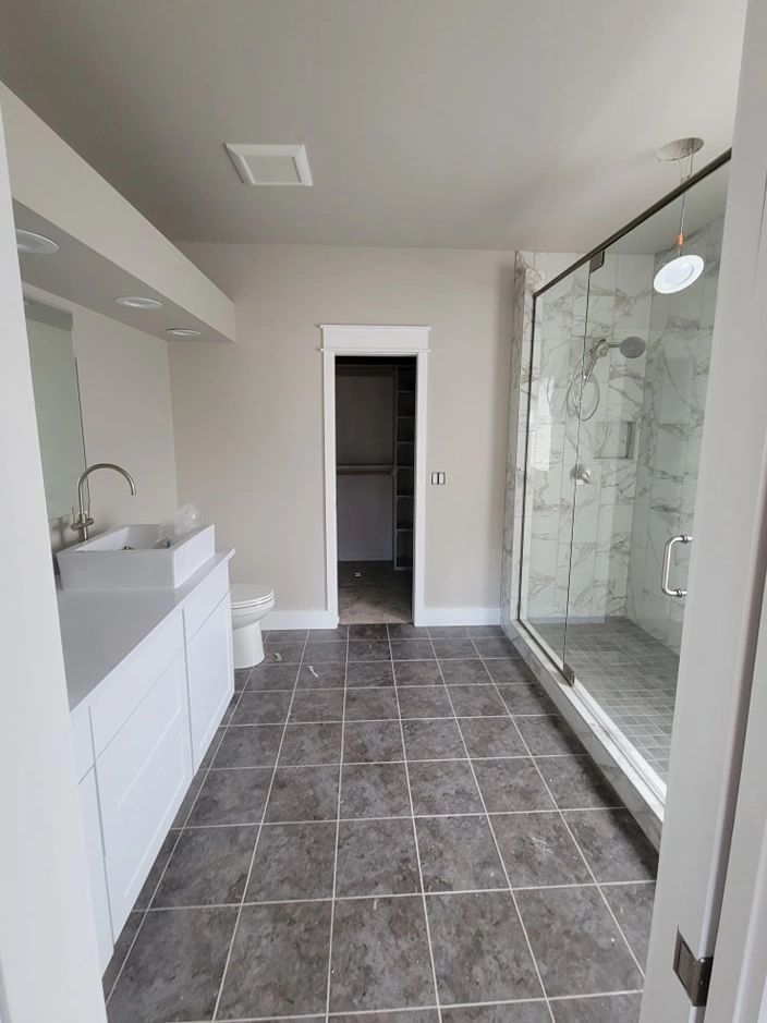 Bathroom Price Painting & Custom Design painted