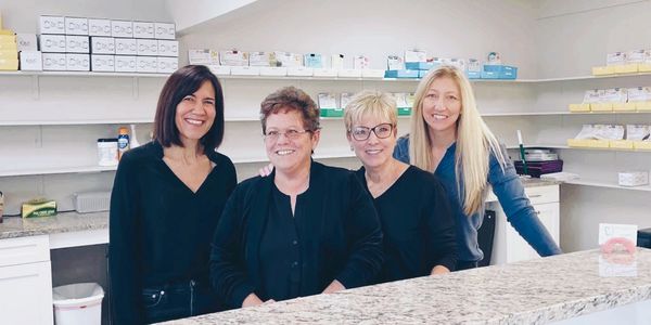 picture of cc dental lab front office staff