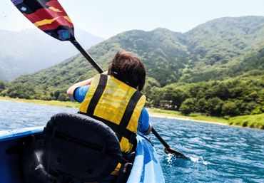 Scouts canoeing