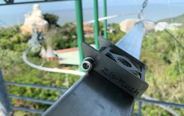 Zip-Curve Trolley Stopper