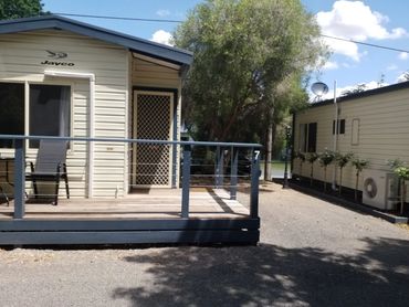 Pet Friendly Cabin Euroa Accommodation