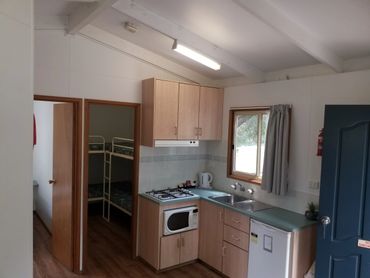 Pet Friendly Cabin Euroa Accommodation