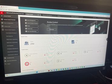 Control de acceso con manejo de vigencias