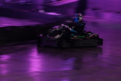 FAST INDOOR GO KARTER AT ARKARTZ