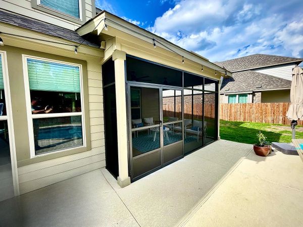 Outside view of a screen room