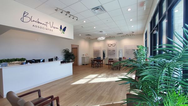 Photo of optical and reception desk