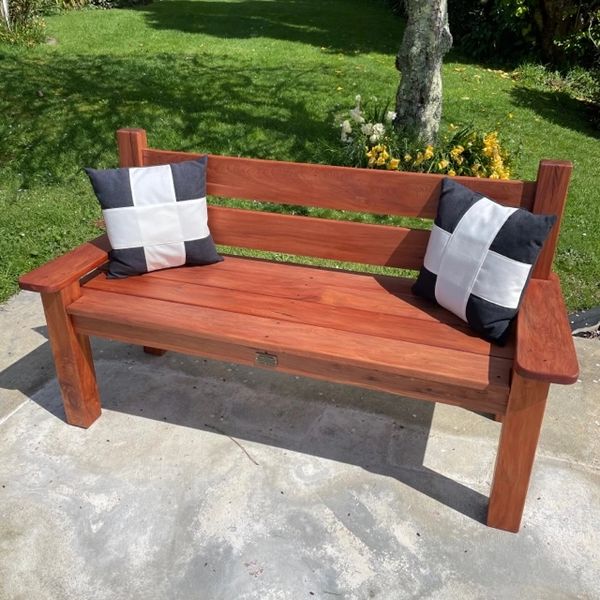 NZ made wooden Totara outdoor garden bench seat strongbarn woodshop