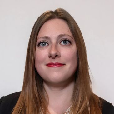 Elise Morton, Manager