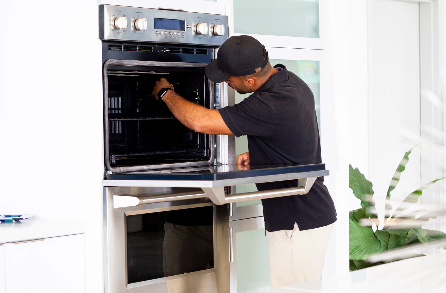 Home appliance repair in Orlando. Oven repair