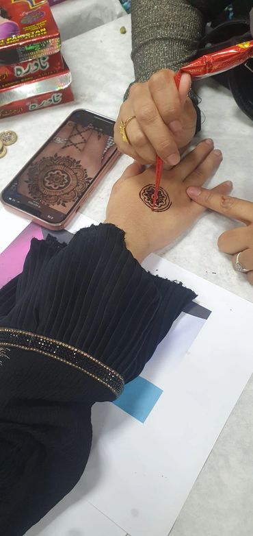 Palestine fundraiser mehndi