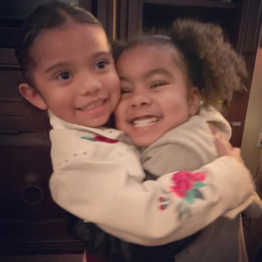 Cousins Evalina and Ariah Calhoun