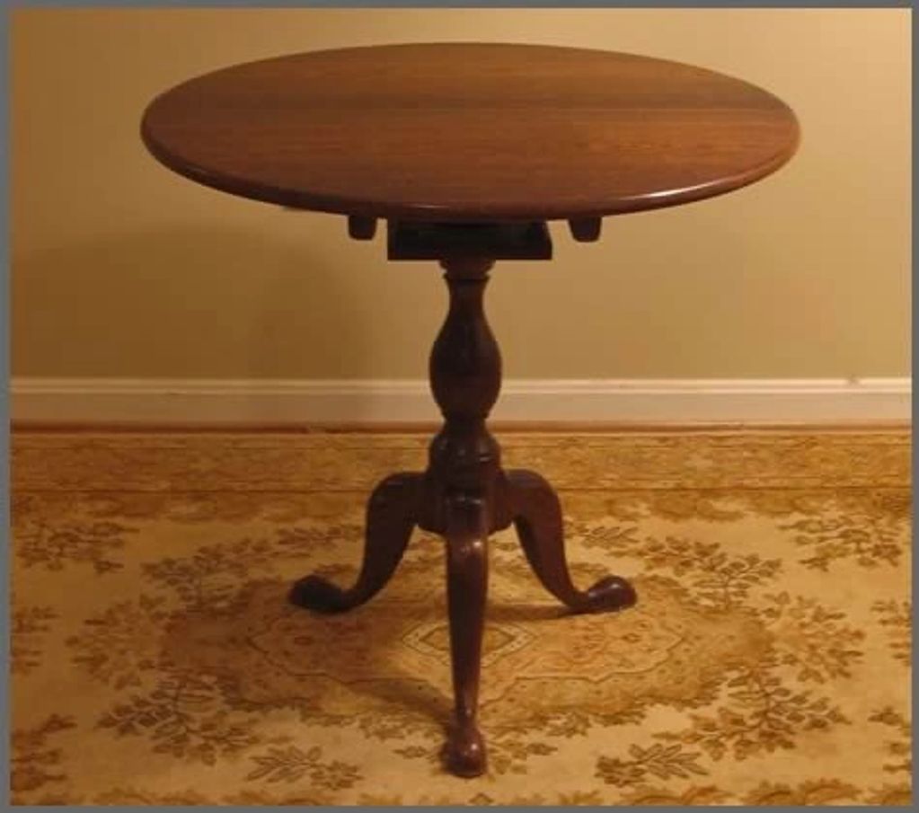 Oak Tip and Turn Table ca.1780
A reproduction in oak of a tip and turn tea table
