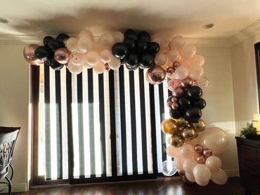 Deluxe Garland: $25/ft