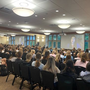 Libby Cole, Enneagram Coach, leading virtual online workshop with group of women
