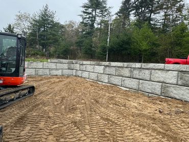 Building a block retaining wall system in Richmond, RI.