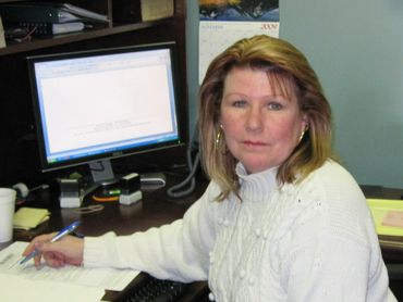 Lorrie Domsky
Paralegal/Commissioner for Oaths/Notary Public