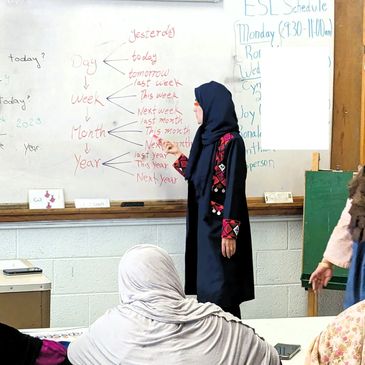 English learning classes are free