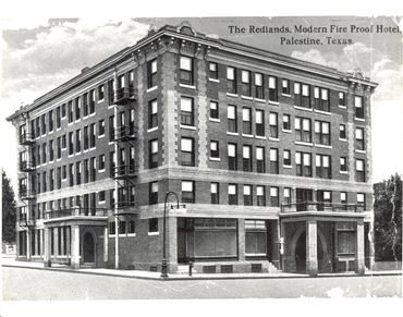 Vintage photo of The Redlands Hotel in downtown Palestine, Texas