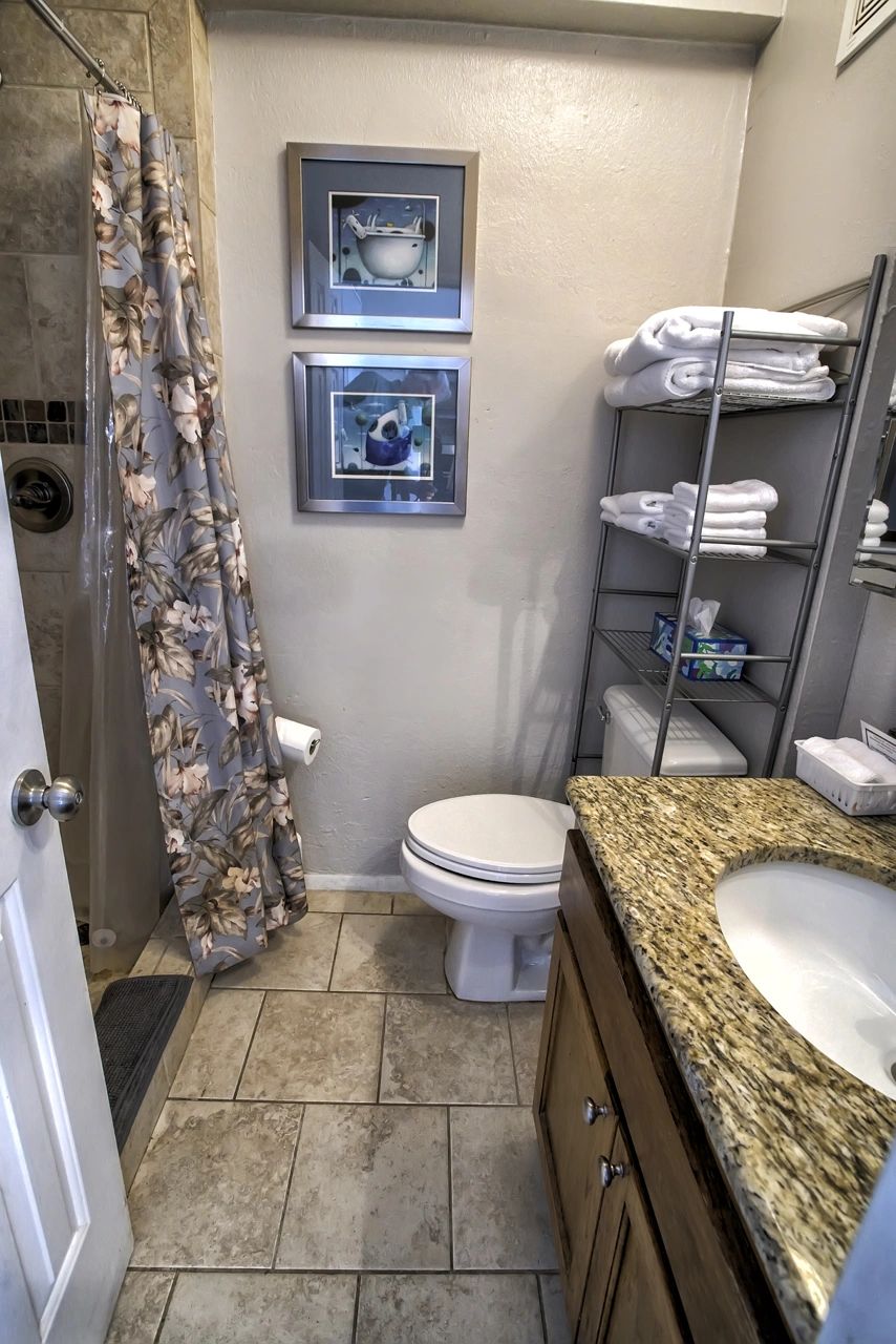 Suite 307 Bath