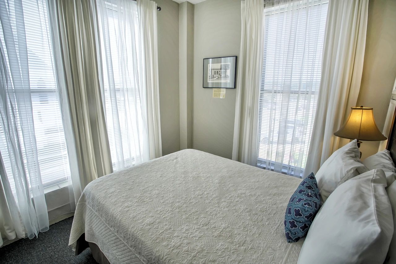 Suite 307 Bedroom