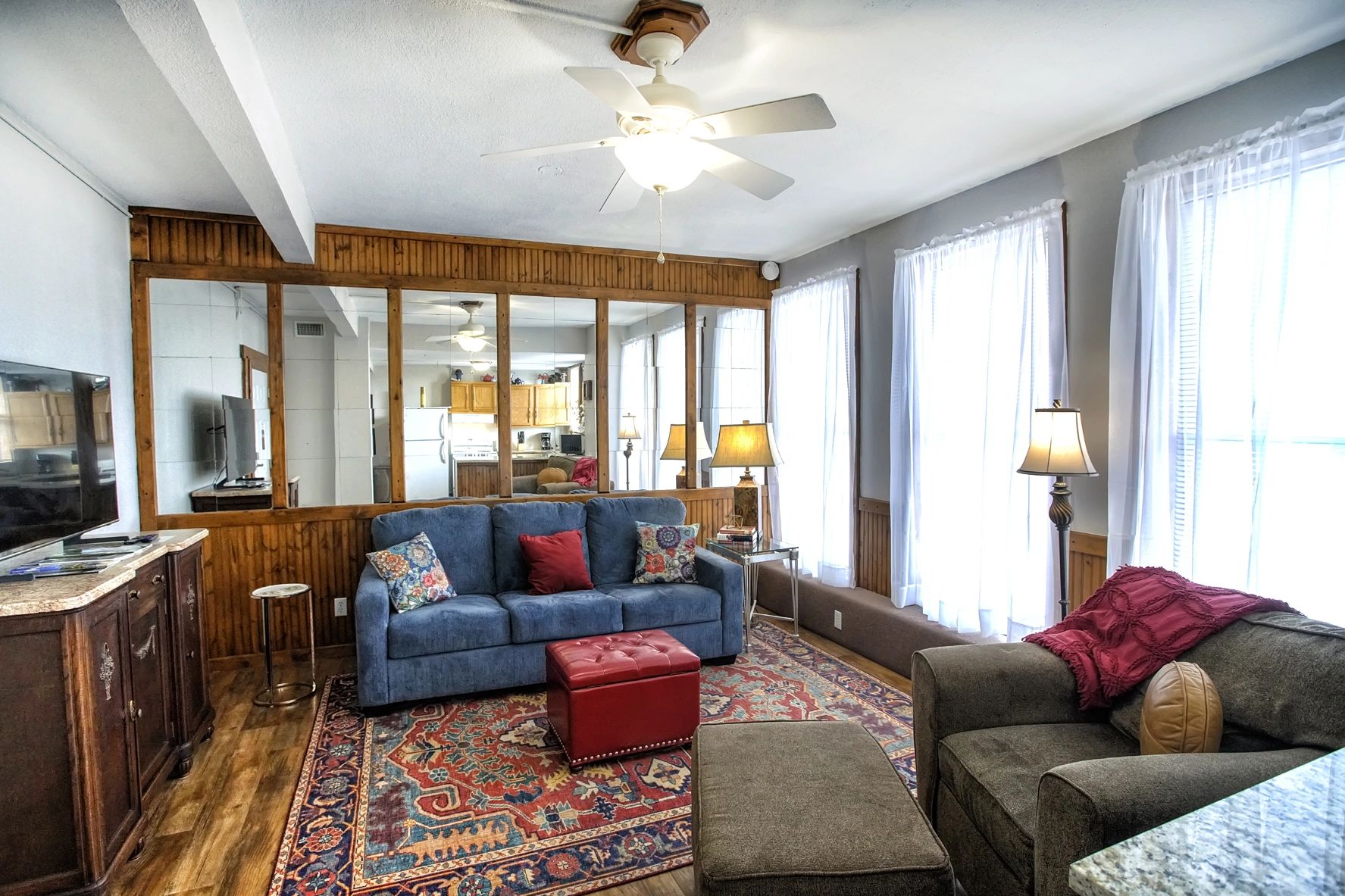 Suite 401 Living Room