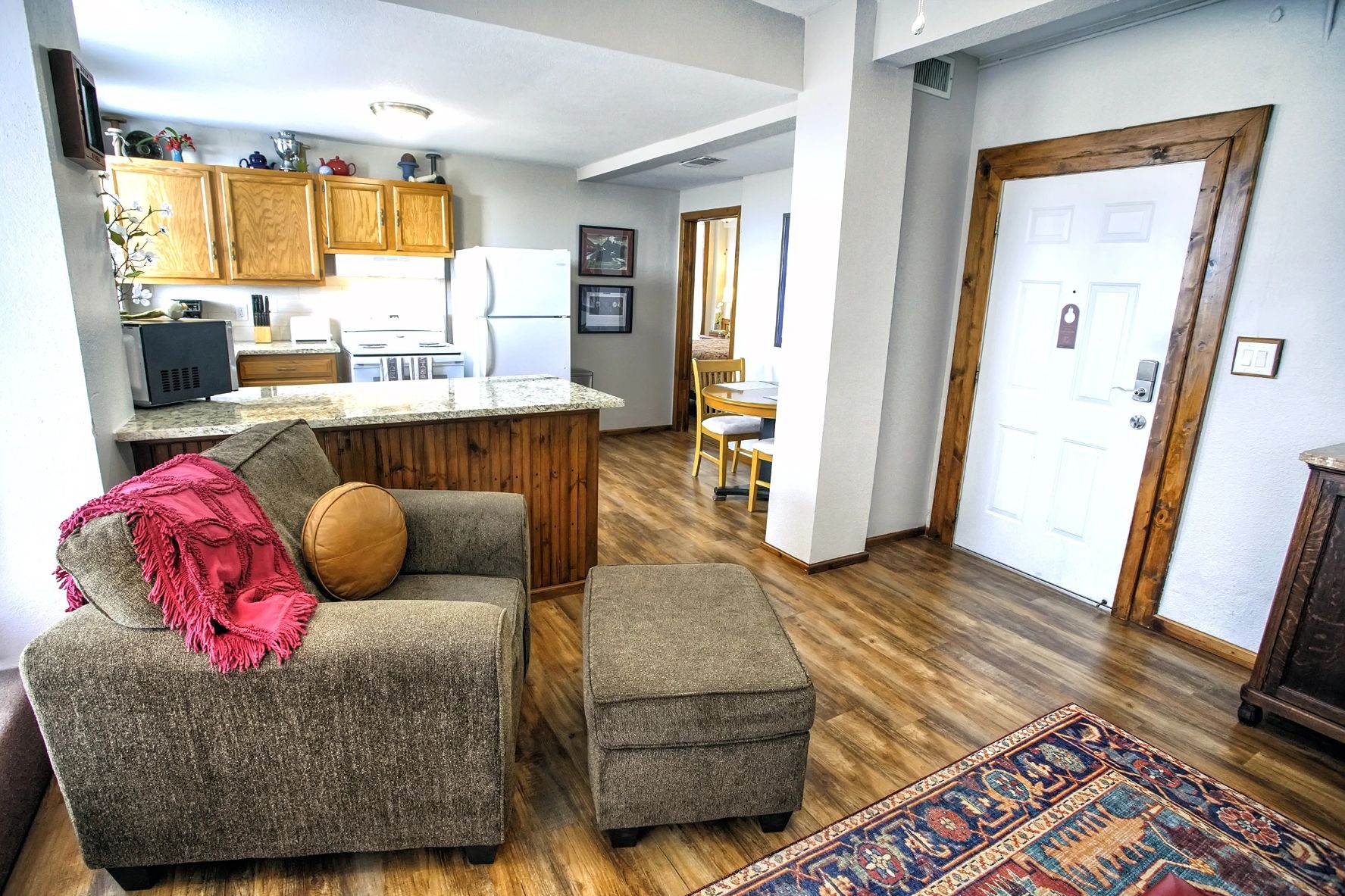 Suite 401 Living Room