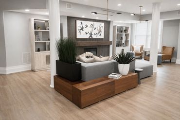 Windsor Leesburg lobby with reworked modern fireplace in lobby with seating and modern touches