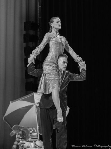 tango dancers on stage. Miami