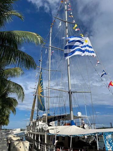 velero capitán Miranda en Miami Bayside
