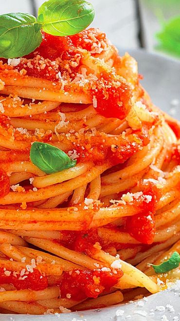 spaghetti en salsa de tomates frescos