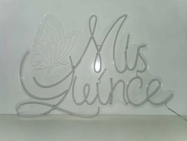 Mis Quince with butterfly