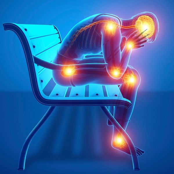 FIR therapy provided significant pain relief and reduced joint stiffness in elderly patients.
