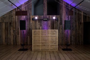 DJ booth style: Seven