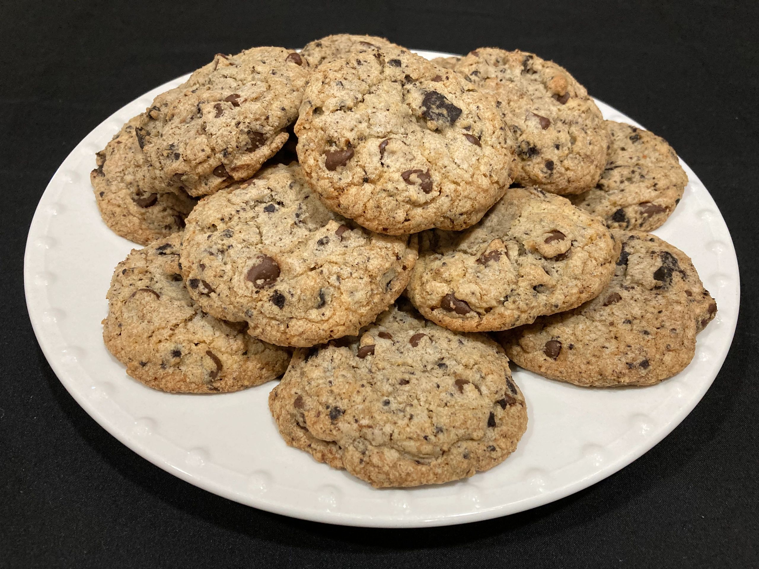 Cookies, Cookies and cream chocolate chip cookies