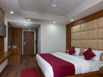 Deluxe Room Interior
